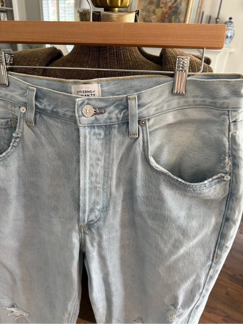 Citizens of humanity Dahlia blue jeans with logo patch Size 30 light wash